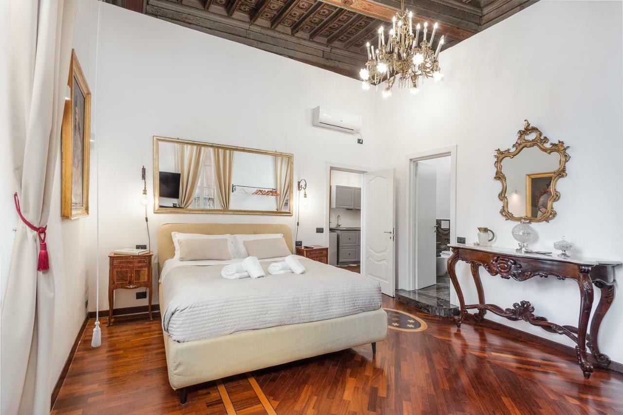 Palazzo Del Duca Piazza Navona Guest House โรม ภายนอก รูปภาพ